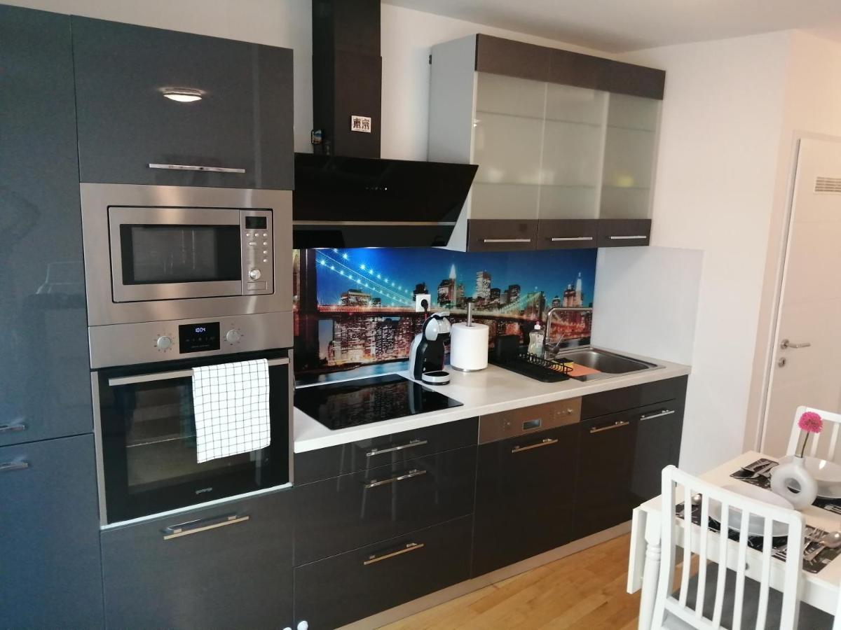 Apartment Tesla Wien Exterior foto
