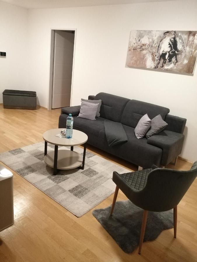 Apartment Tesla Wien Exterior foto